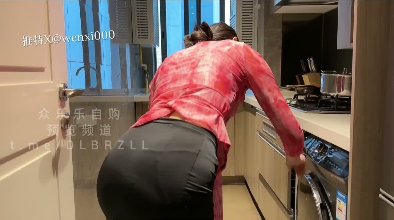 dBqTiu.jpg
