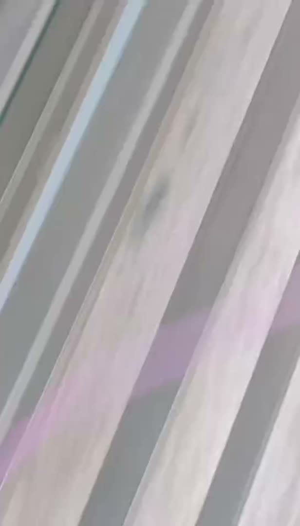 dg00wP.jpg