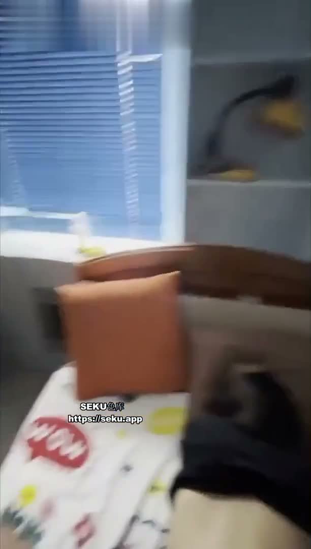 dgXnQo.jpg