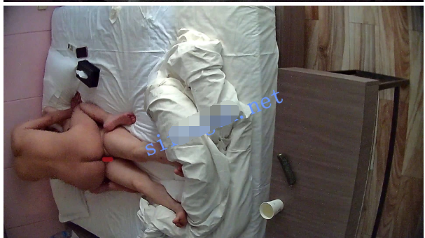 [MP4/2.21G]2026-6-15酒店偷拍 甜美少妇和男友酒店内吃饱喝足后的啪啪日常