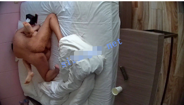 [MP4/2.21G]2026-6-15酒店偷拍 甜美少妇和男友酒店内吃饱喝足后的啪啪日常