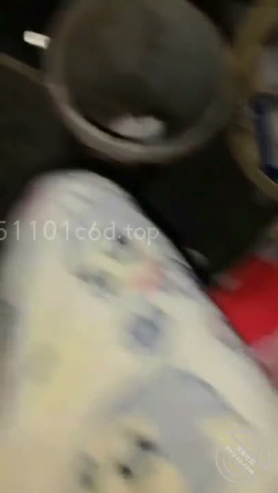 dAnn1J.jpg