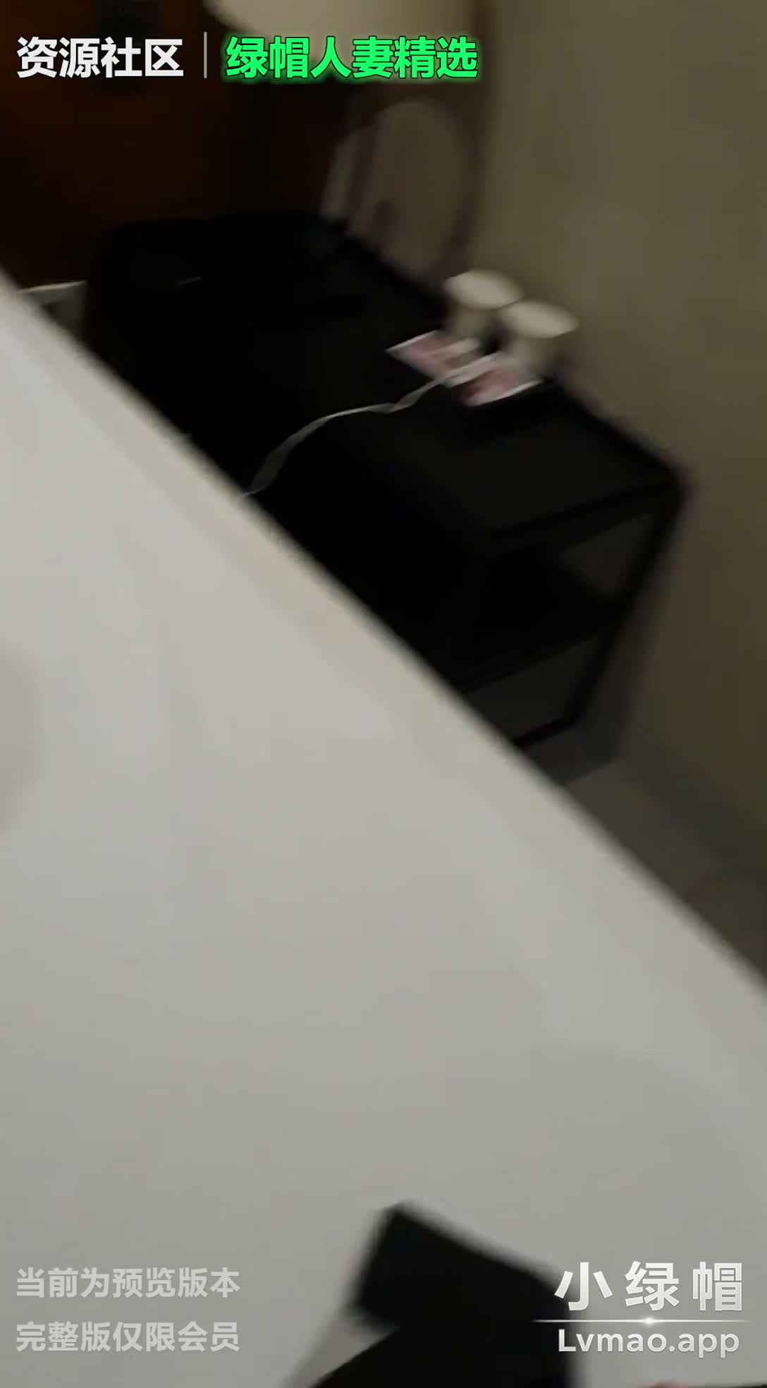 dNbGWT.jpg