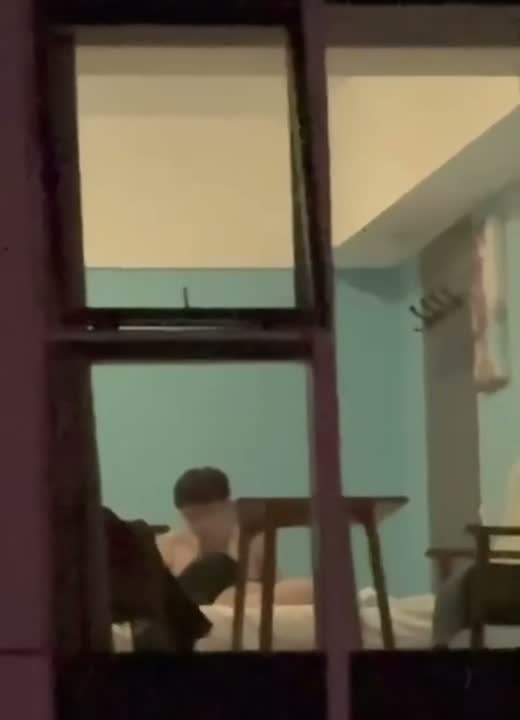 dXAqnQ.jpg