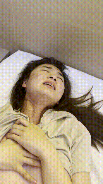 【短片x20】大二美女校花被男友酒店爆草對鏡後入調教