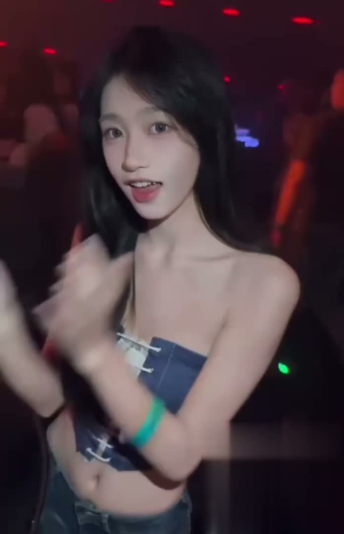dXpYYU.jpg