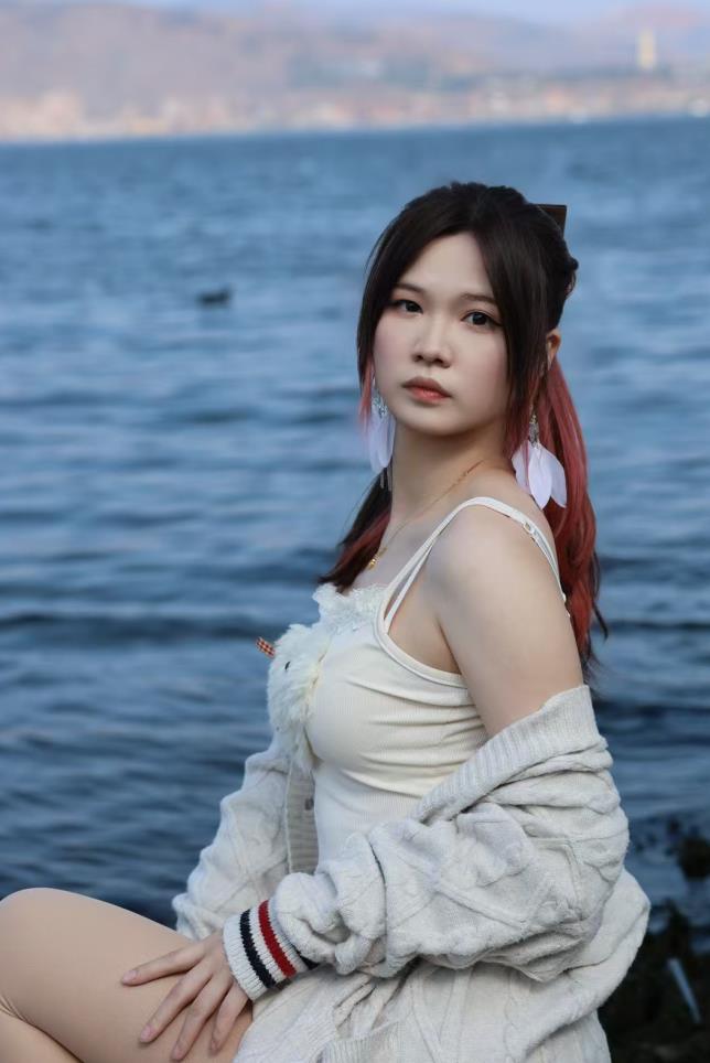 【短片x20】今天約了個剛上大學的大一嫩妹，身材好奶子特別大