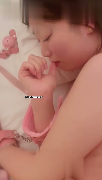 [MP4/ 336M] 广西精神小妹 不雅视频 深喉侍奉肉棒 被束缚双手爆操骚穴 M属性彻底释放！
