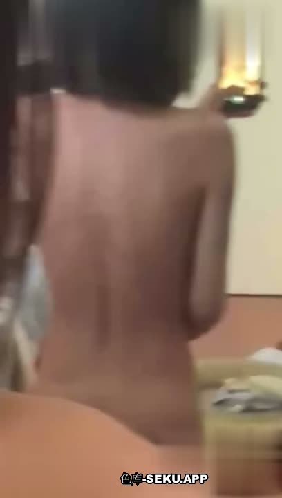 【短片x20】四川女學生胡琴與男友自拍