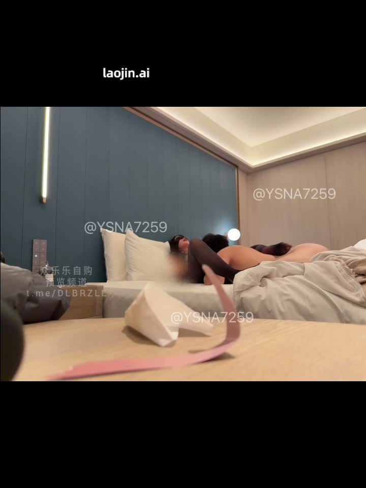 d1HYDO.jpg